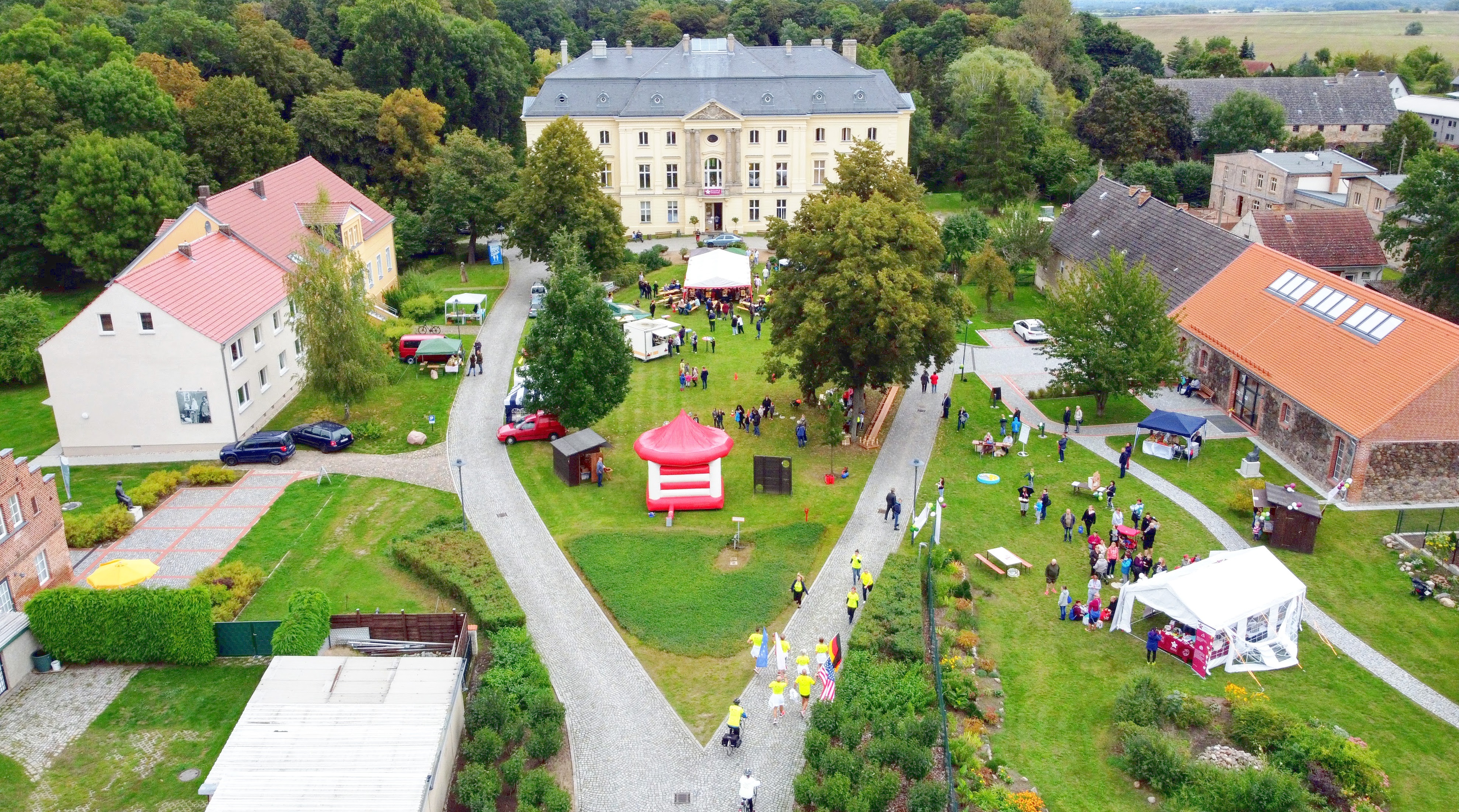 2021 Herbstfest Campus Schloss Trebnitz